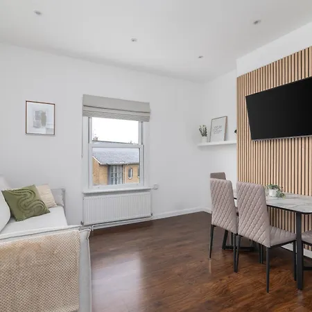 Cosy Apartment In Queens Park London Exterior photo