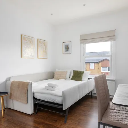 Cosy Apartment In Queens Park London Exterior photo